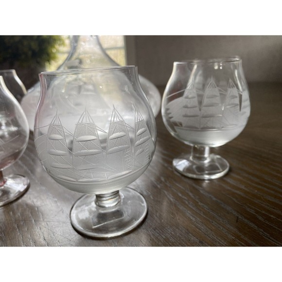 Tuscany Etched Clipper Ship Decanter/top & 6 Snifters Romania Hand Blown Barware - Picture 4 of 8
